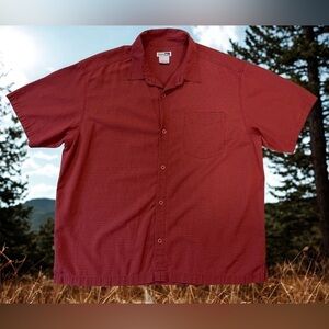 REI Short Sleeve Button Down Mens Shirt